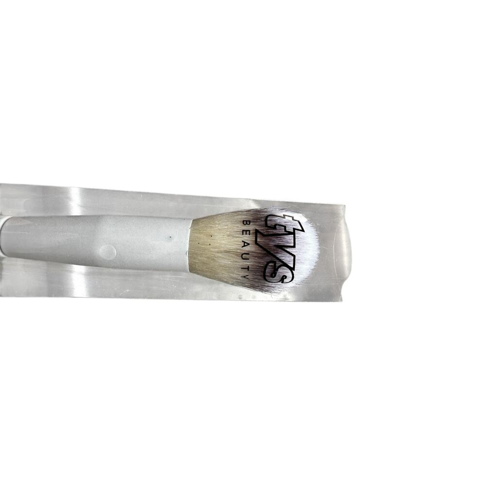 TYS Beauty Highlighter Brush